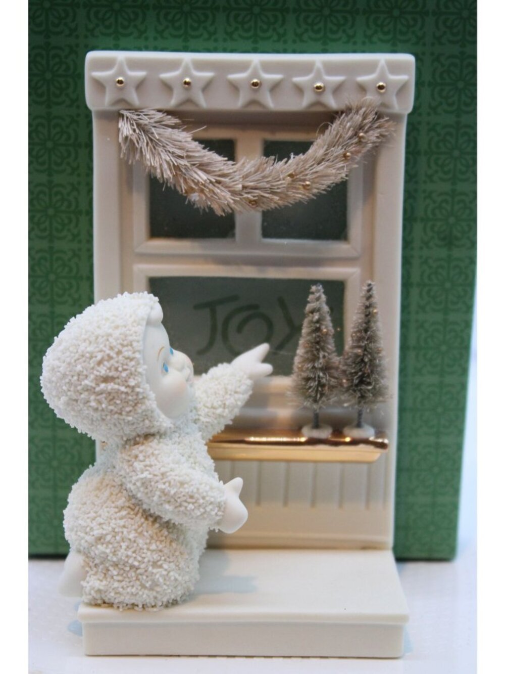 Dept 56    Snowbabies - A Baby Brings Joy
